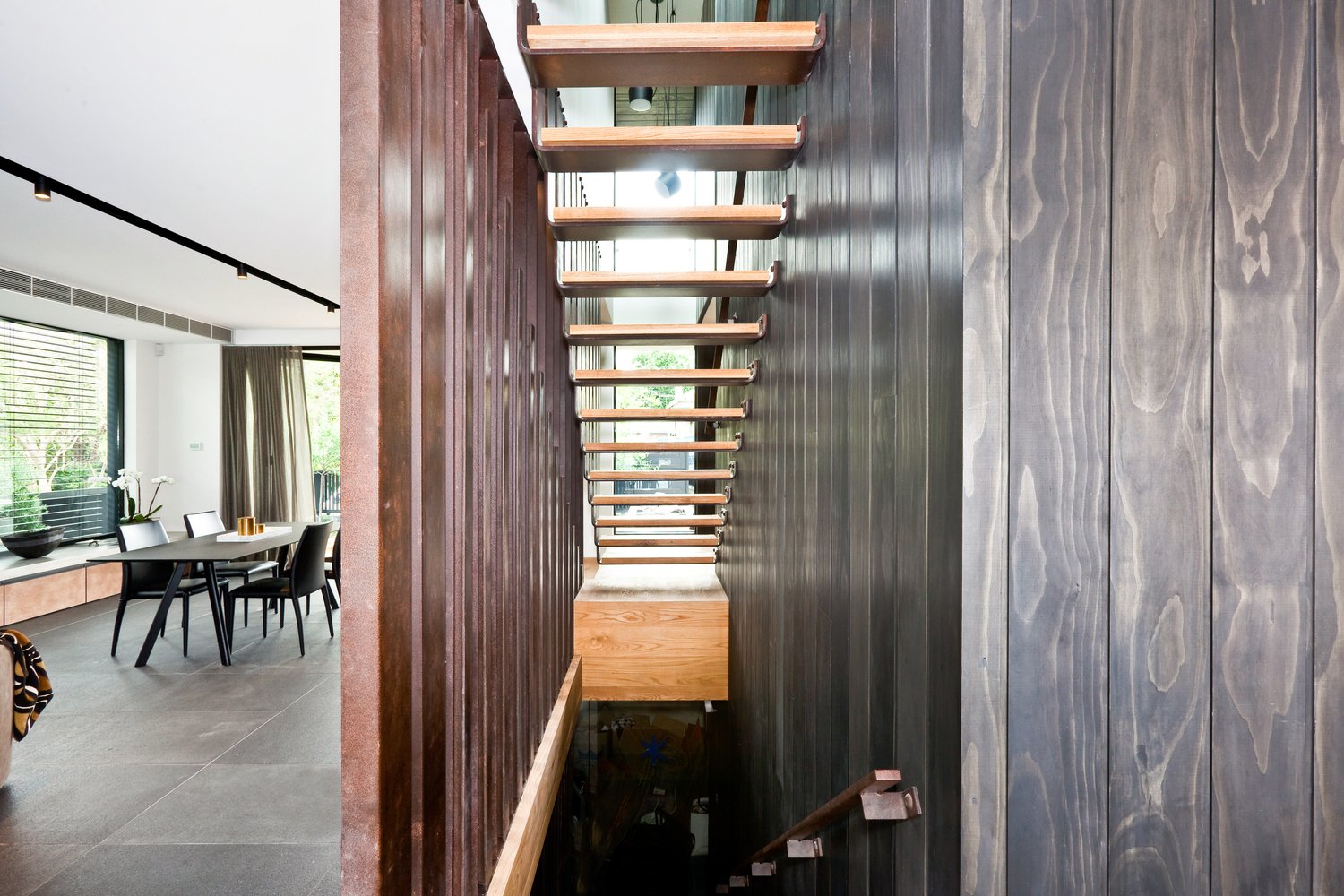 GLADESVILLE_4.jpg
