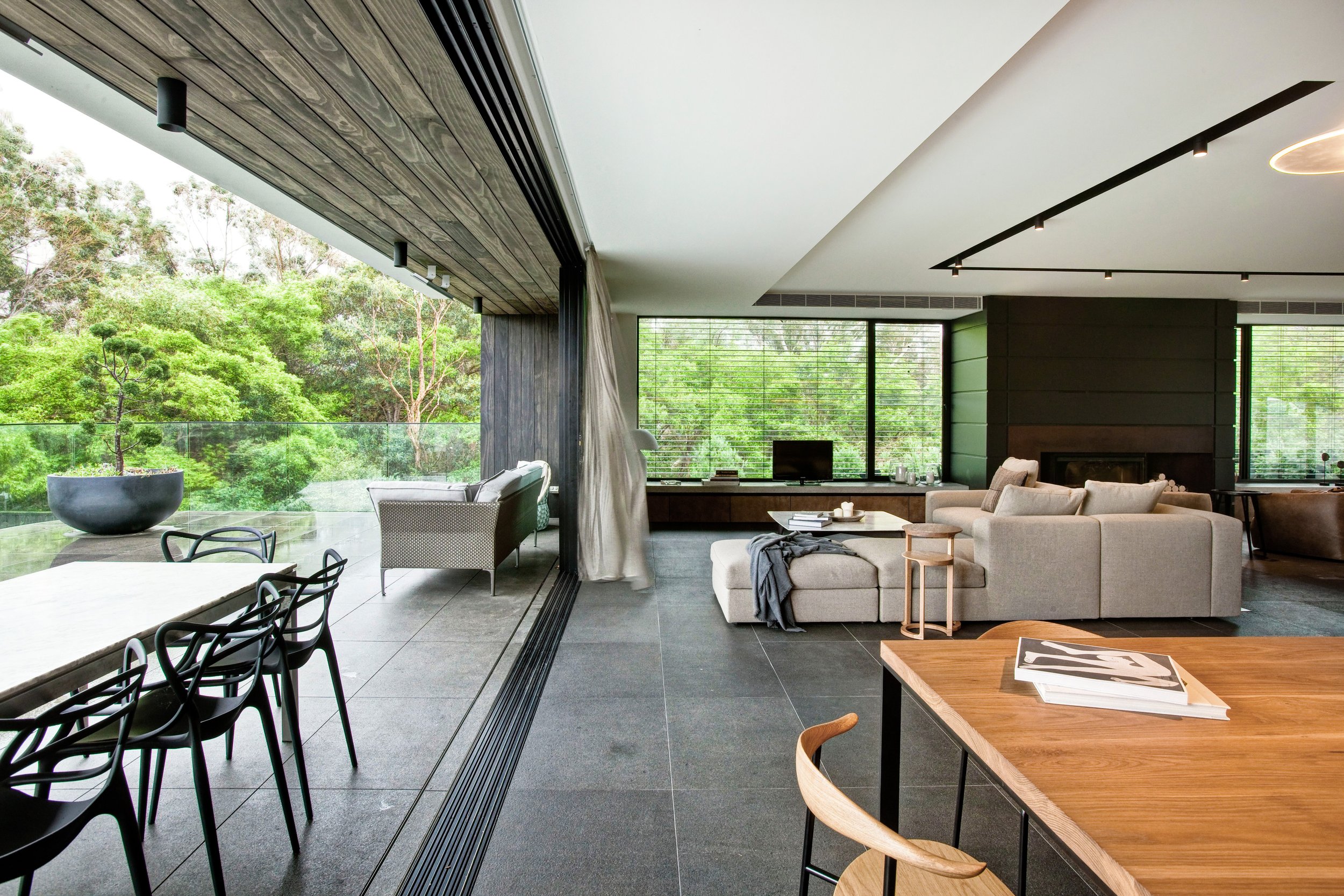 GLADESVILLE_3.jpg