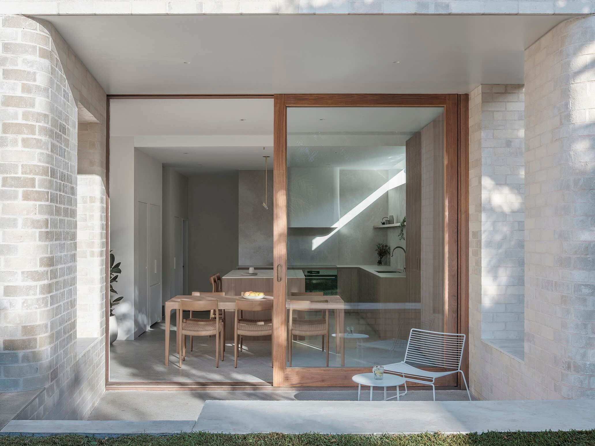 Clovelly+House_studioplusthree_0117_Tom+Ferguson.jpg