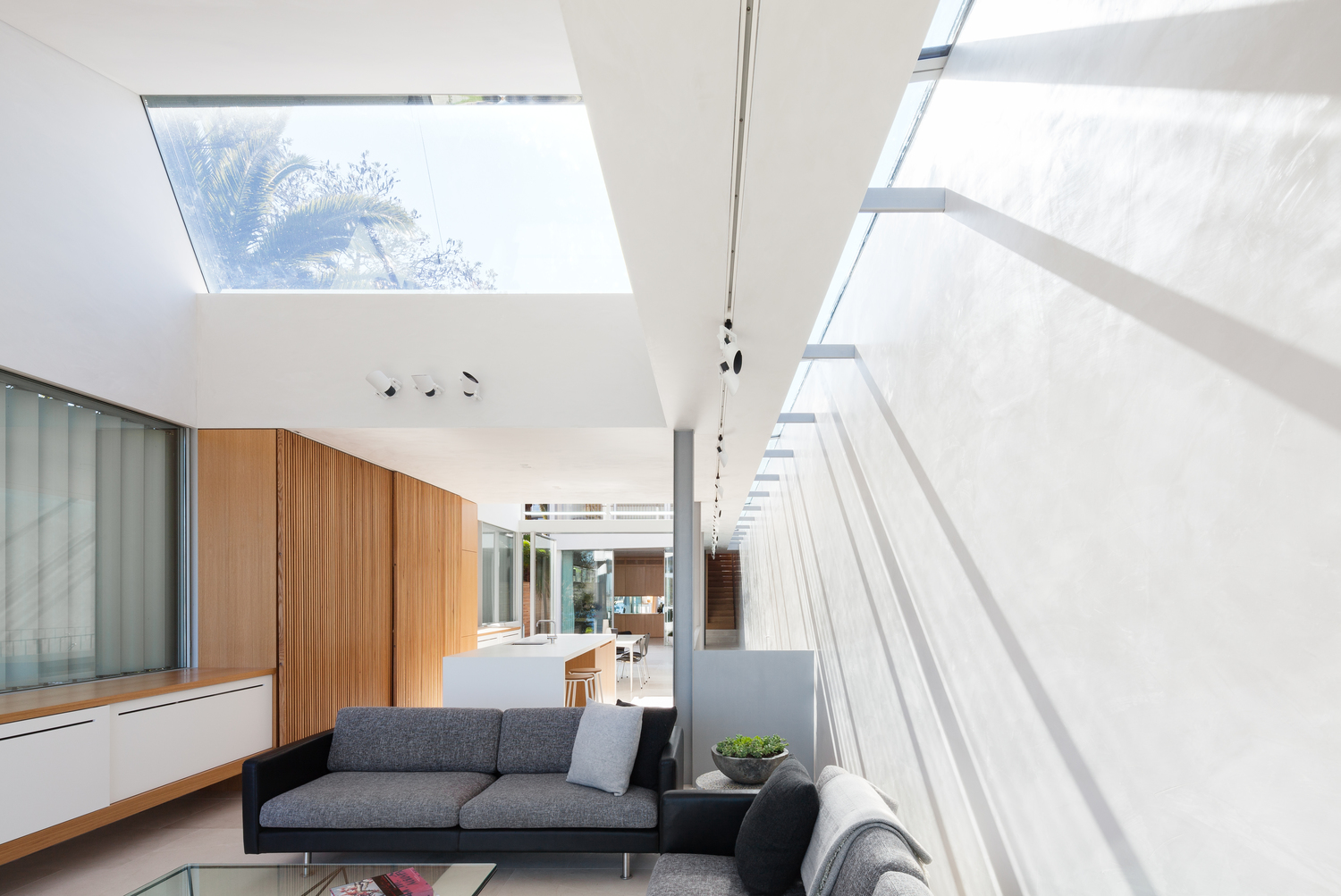 central+glass+light+looking+north+.jpg