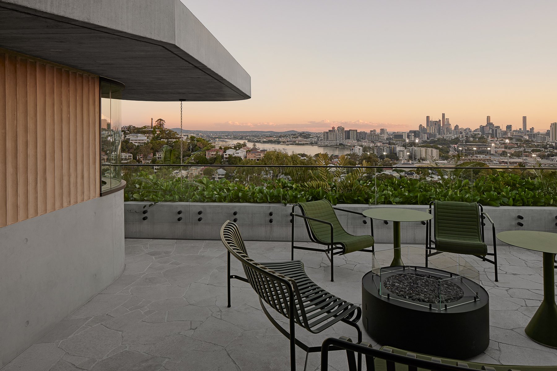shaun-lockyer-architects-morgan-roof-terrace-view.jpg
