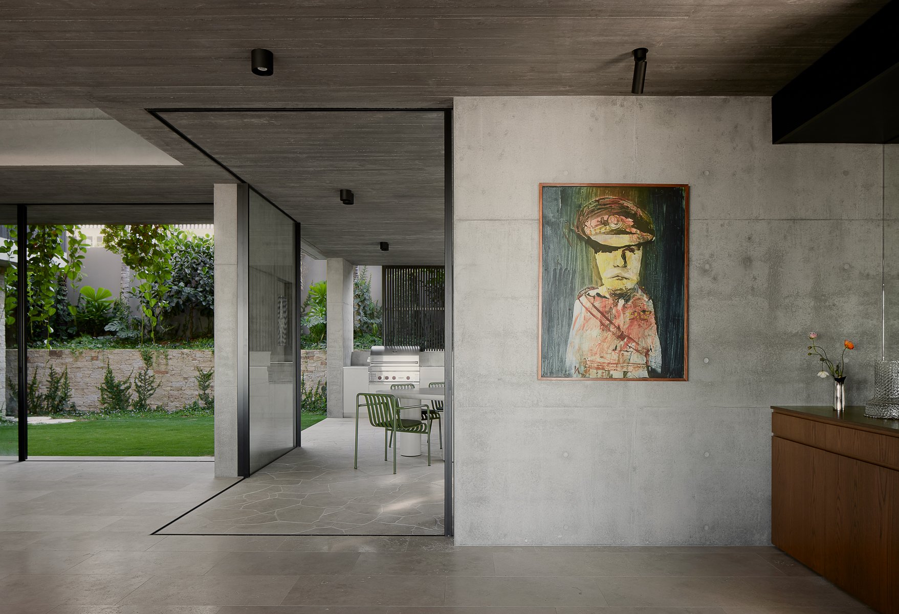 shaun-lockyer-architects-morgan-interior-design-entry-art.jpg