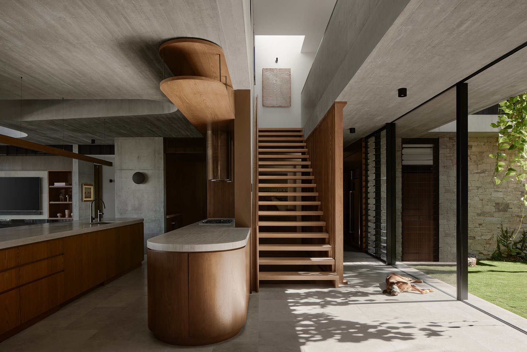 shaun-lockyer-architects-morgan-interior-design-kitchen-stairwell.jpg